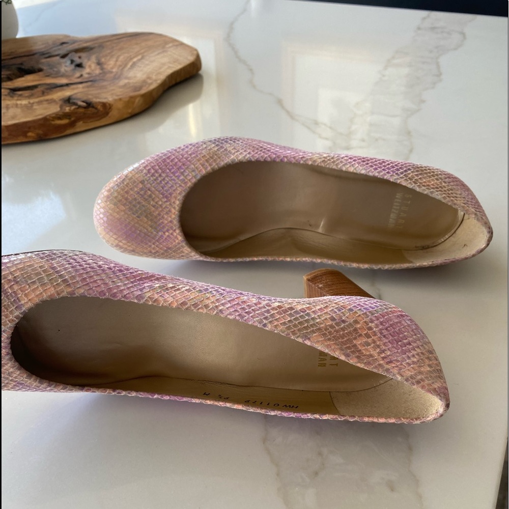 Women shoes beautiful pumps!!